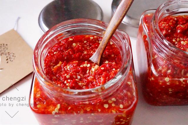 如何制作辣椒酱？