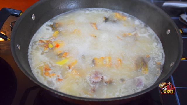 鱼骨煲什么汤最营养？