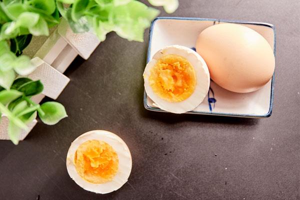 每天吃一个鸡蛋有什么好处？