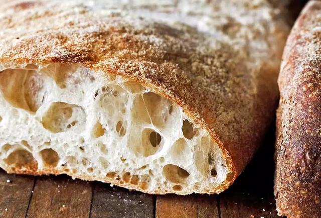 酵母面包有什么好处，制作面包时酵母菌的作用