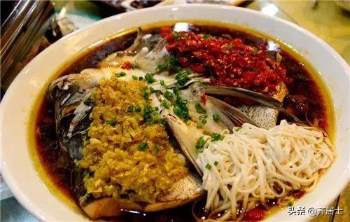 米饭做的大黄鸭叫什么菜名，附近湖南菜馆