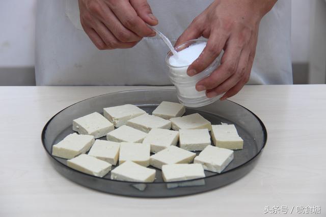 锅塌豆腐盒是什么菜系，鲁菜大师锅塌豆腐做法