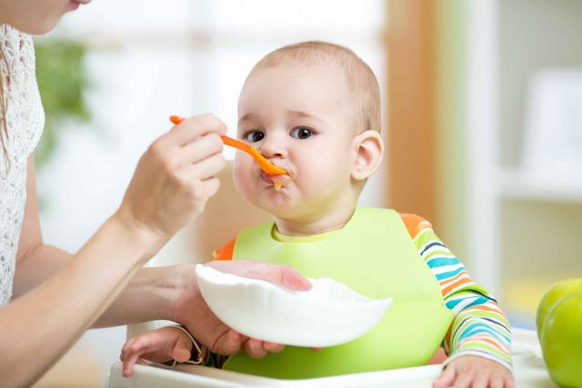 宝宝吃什么食物补钙，给孩子补钙的食谱大全窍门