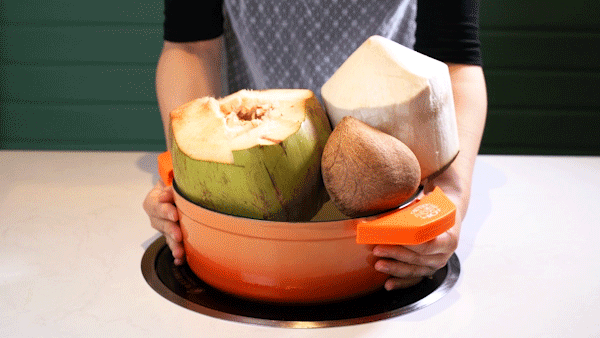 椰子煲什么汤好喝，椰子糖水怎么做好吃